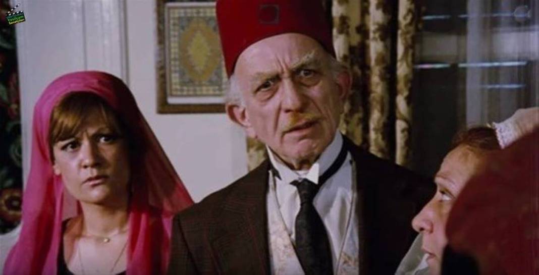 Film çekimlerinde deveden düşerek hayatını kaybetmişti: Kızı da babası kadar ünlüymüş! Binbir Gece dizisinde rol aldı 11